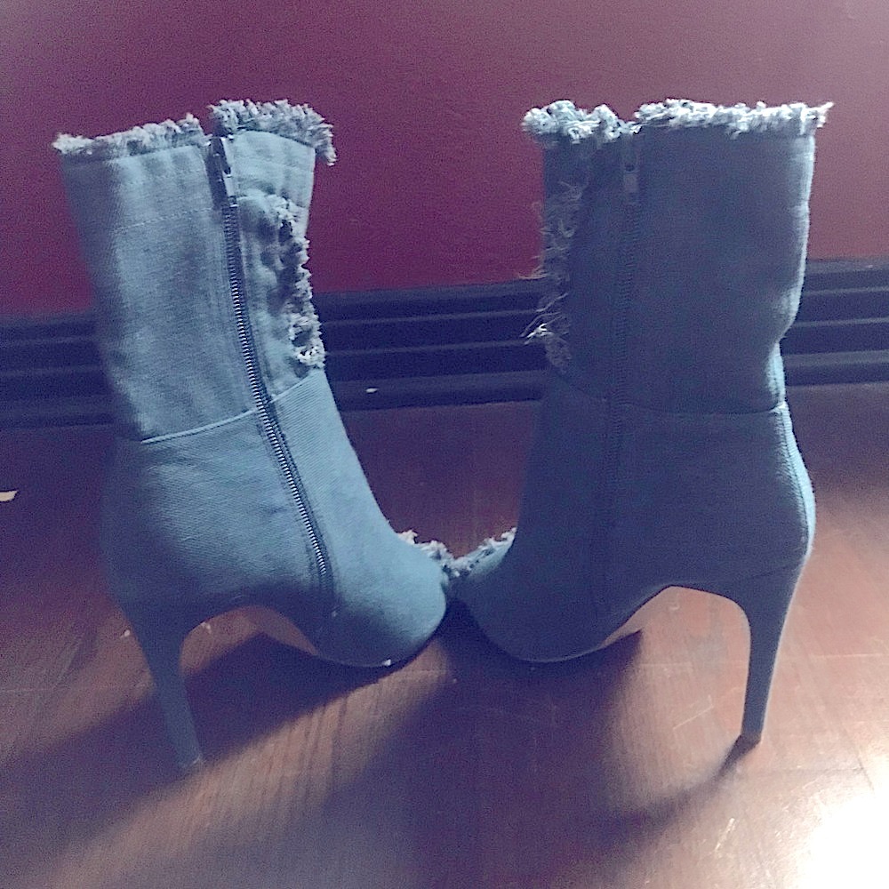 Brand new denim heel distressed heels - Picture 7 of 8